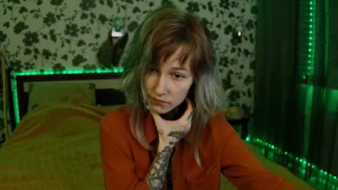 Niki  free tg channel with some photos gifs and info about streams  online show from October 14, 4:31 pm