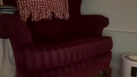 Little Sugar Pea  online show from September 24, 12:20 am