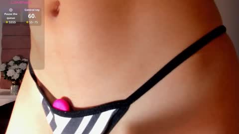 littlevaale online show from February 3, 10:20 am