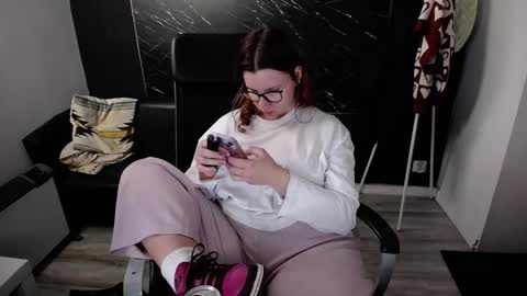 Viki online show from November 27, 8:28 am