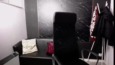 Viki online show from January 31, 5:30 am