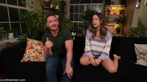 Liv and Drew online show from March 7, 1:12 am