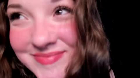 Snapshot of livinsubspace chatting on February 13, 1:48 pm Liv online show from February 13, 1:48 pm