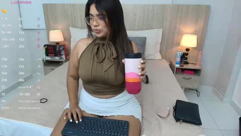 Liz online show from September 20, 11:47 pm