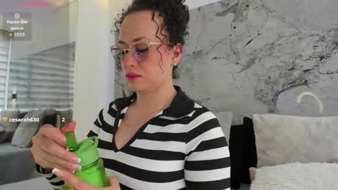 Liz  online show from December 19, 4:10 pm