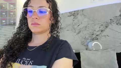 Liz  online show from December 18, 11:59 am