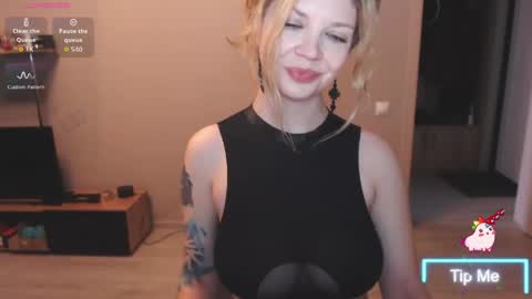 Liza Wet online show from May 22, 2:31 am