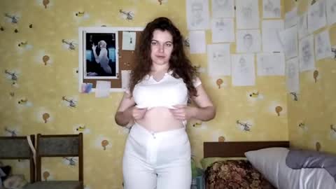 Molly online show from June 1, 3:47 pm