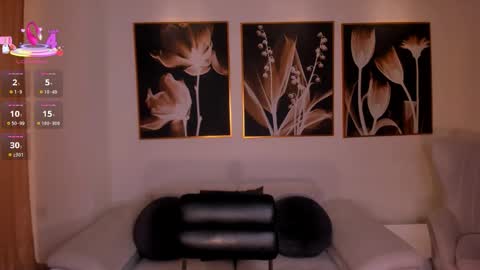 Lizz online show from October 25, 5:37 am