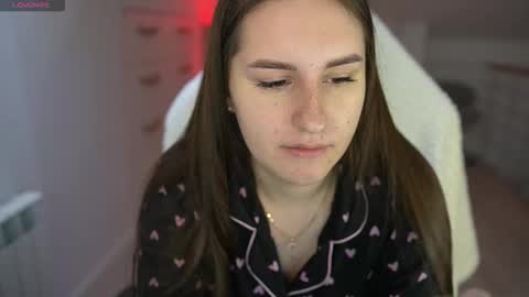 Snapshot of lizzi_fox chatting on October 14, 8:39 am Lizi-Fox online show from October 14, 8:39 am