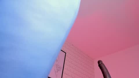  Lizzie  online show from April 1, 1:41 pm