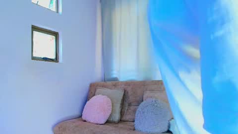 lizzy_kane online show from February 16, 8:20 pm