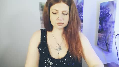 Lizzy3 online show from May 29, 12:25 pm