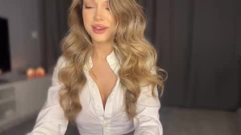 Lolla online show from February 8, 8:34 pm