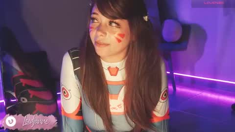 Snapshot of loidjanne chatting on September 11, 3:40 am Janne Miller 9pm to 3am GMT-5 online show from September 11, 3:40 am