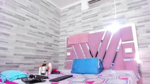 Lola online show from February 21, 11:22 am