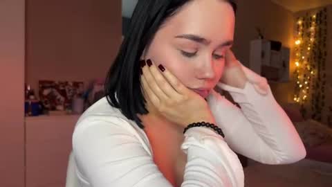 lola_razee online show from June 22, 3:00 am