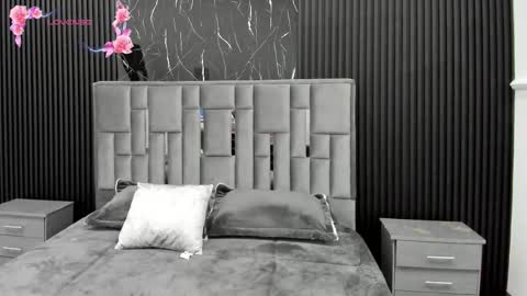 Lola Angel online show from November 3, 7:40 pm