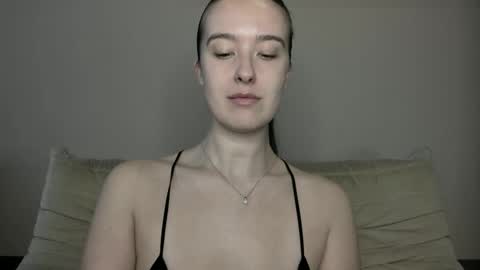 Frt Pr1ncess online show from April 12, 8:39 am