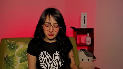 Lola online show from October 28, 5:24 am