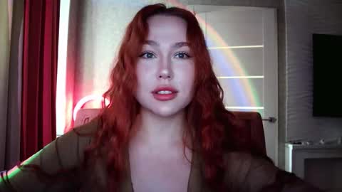 Snapshot of lolamint_ chatting on October 3, 11:48 am Lola online show from October 3, 11:48 am
