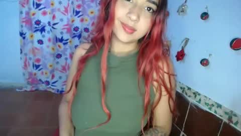 lolamourin online show from November 17, 8:20 pm