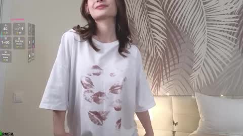 Lola online show from October 2, 1:54 am