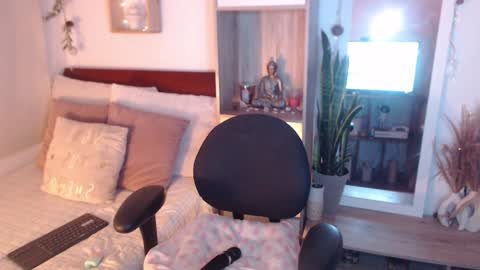 Dear tippers follow me on my new cb account lennarogers online show from February 9, 1:23 am