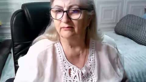 LolkaAlyss online show from April 21, 11:39 am