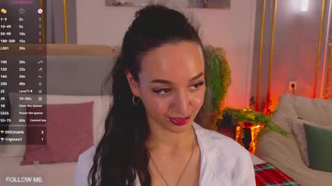 Lolly online show from April 12, 3:48 pm