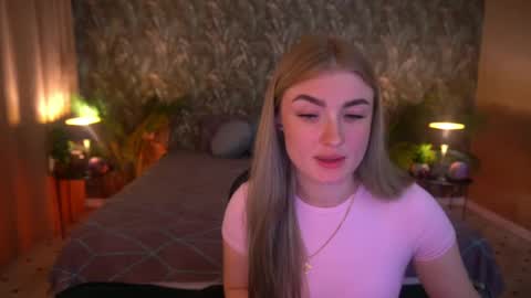 Loli online show from May 11, 7:10 am