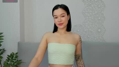 lolly_turner online show from January 7, 4:49 am