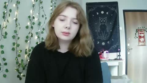 Lilly online show from February 26, 12:27 pm