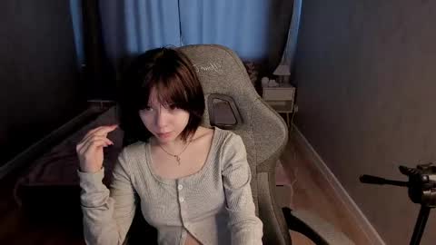 Loly online show from May 28, 1:14 am