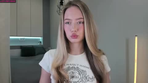 Eva online show from October 6, 7:47 am