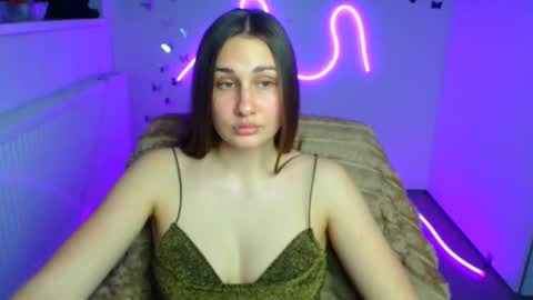 Lora online show from March 26, 1:57 pm