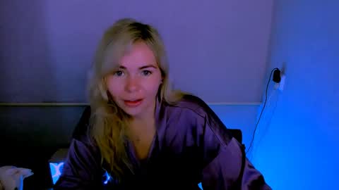 Lora online show from May 6, 2:48 am