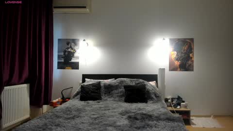 Lora online show from January 22, 9:57 am