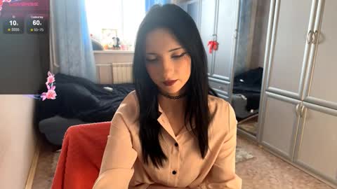 Hello there im Luna Im new here Lets have fun online show from February 4, 6:49 am