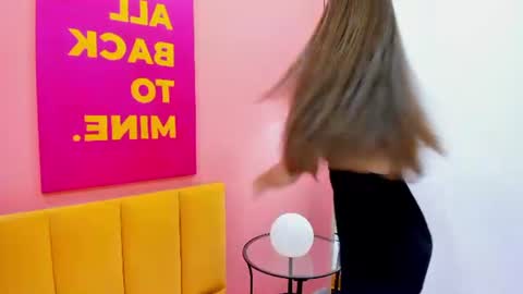 Ur sensual Lora online show from July 23, 1:29 am