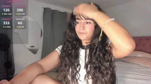 Snapshot of lore_rey chatting on January 11, 2:09 am lore_rey online show from January 11, 2:09 am