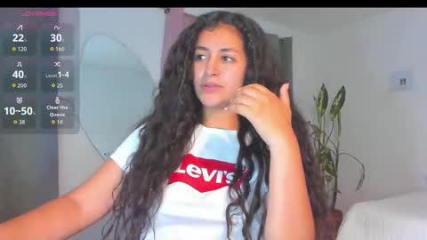 Snapshot of lore_rey chatting on September 22, 3:05 am lore_rey online show from September 22, 3:05 am