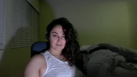Snapshot of lorenlovely chatting on September 15, 3:26 am lorenlovely online show from September 15, 3:26 am