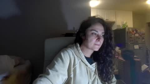 Snapshot of lorenlovely chatting on October 10, 6:40 am lorenlovely online show from October 10, 6:40 am