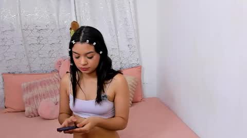 Lori Evans online show from April 14, 3:50 am