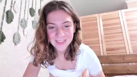 lost_moon online show from November 6, 11:43 pm