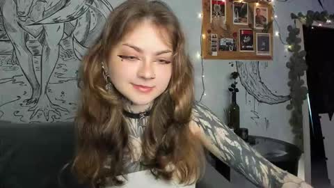 lostallice online show from October 4, 4:51 am