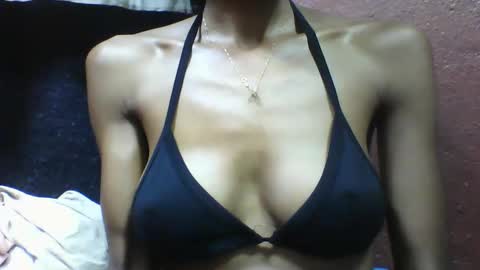 lovaelisa online show from December 21, 4:39 am