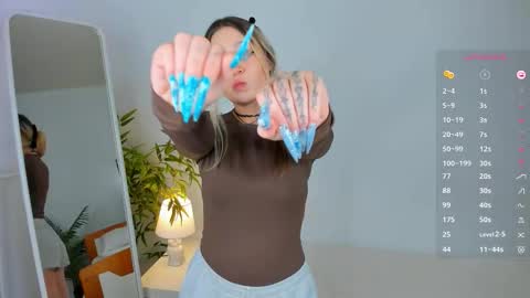 Eva online show from December 20, 1:26 pm