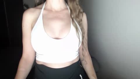 LoVe On  online show from October 27, 12:01 pm